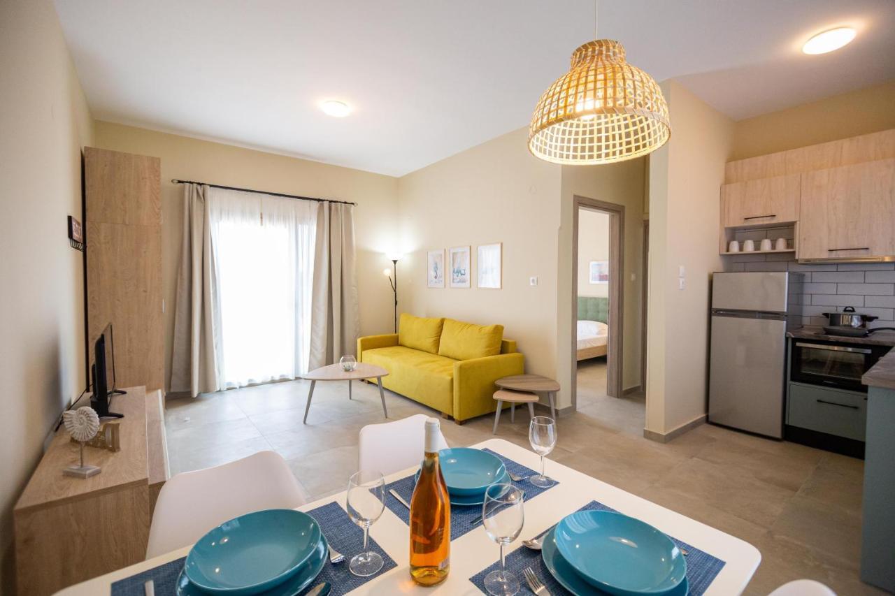 Varkes Suites 2 Nea Moudania Dış mekan fotoğraf