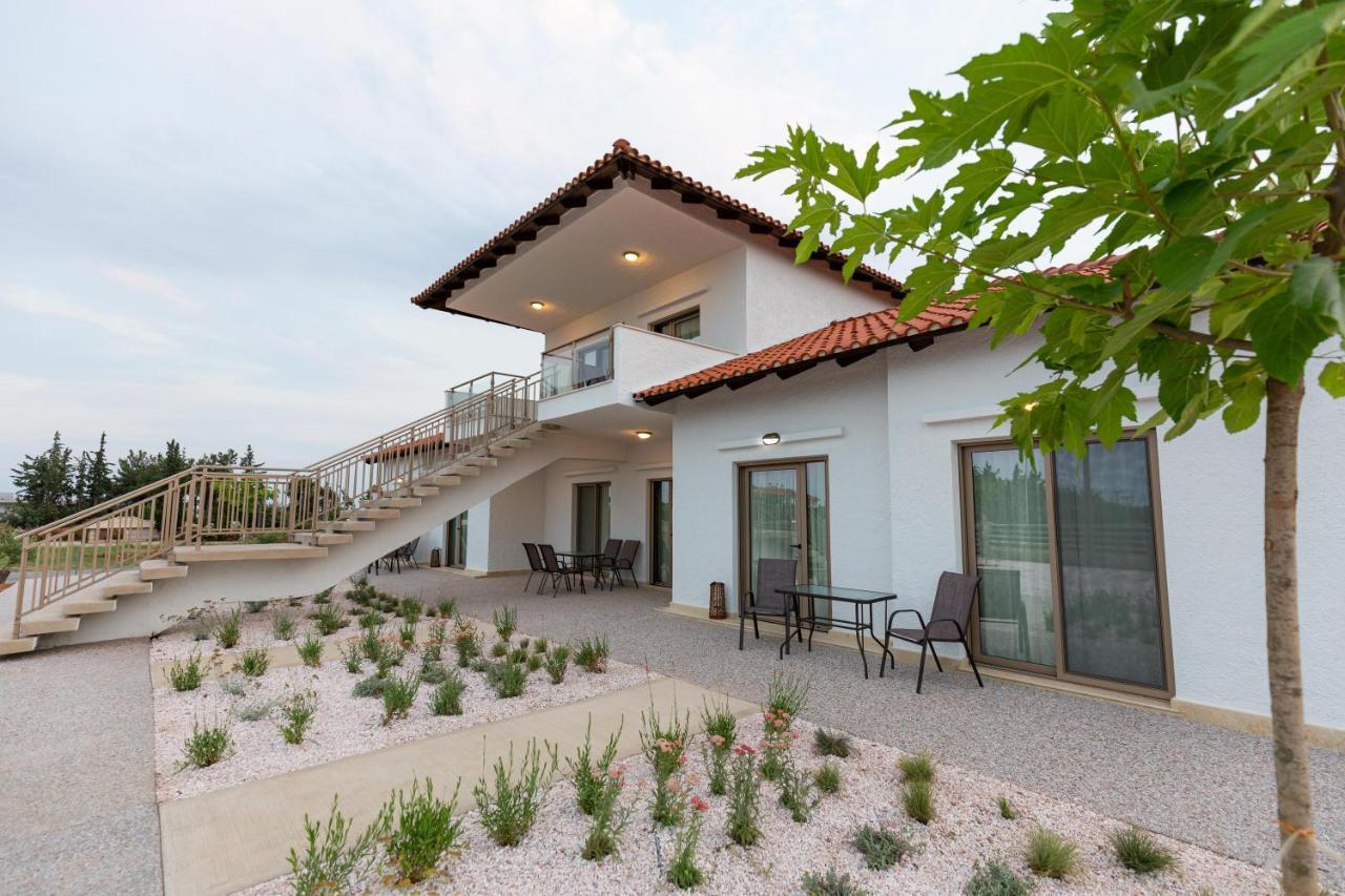 Varkes Suites 2 Nea Moudania Dış mekan fotoğraf