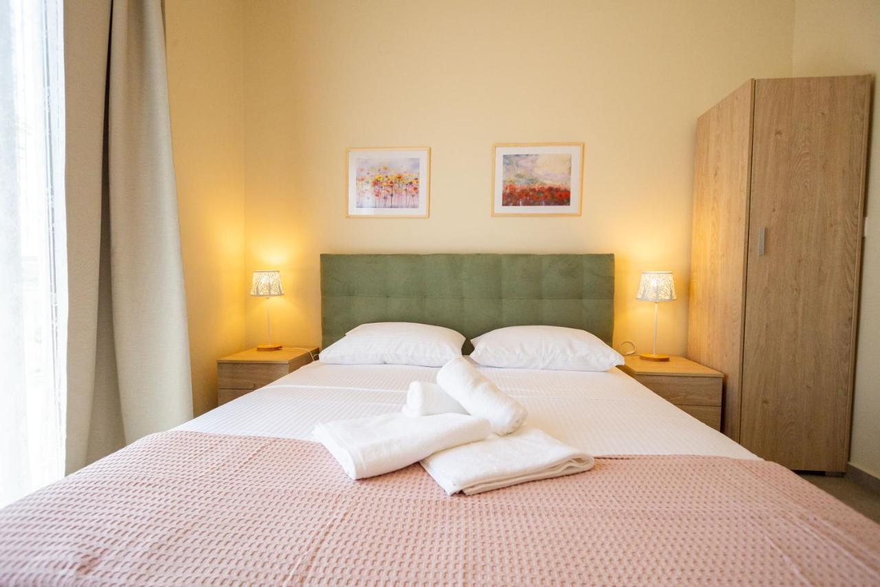 Varkes Suites 2 Nea Moudania Dış mekan fotoğraf
