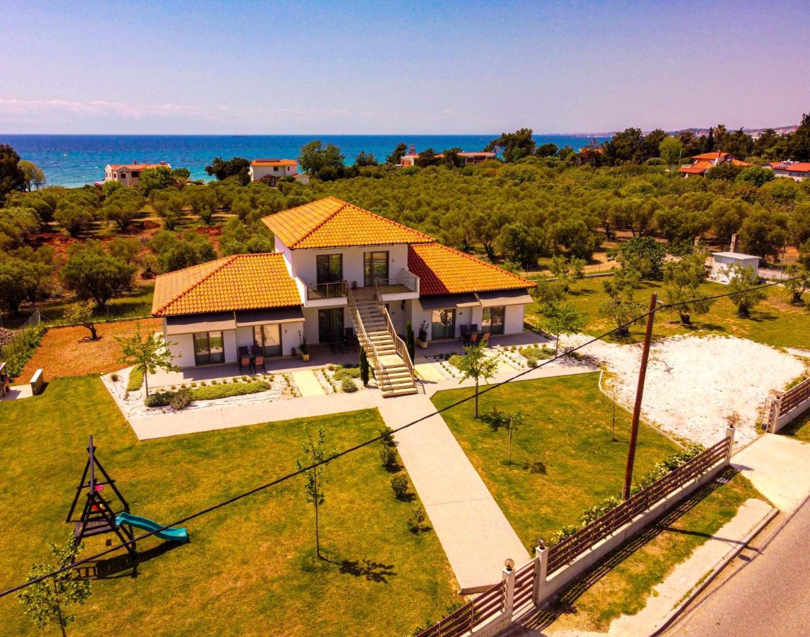 Varkes Suites 2 Nea Moudania Dış mekan fotoğraf