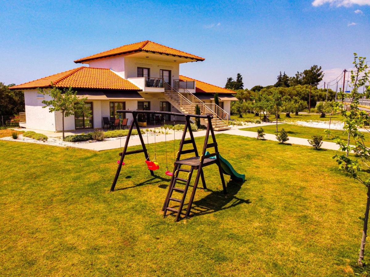 Varkes Suites 2 Nea Moudania Dış mekan fotoğraf